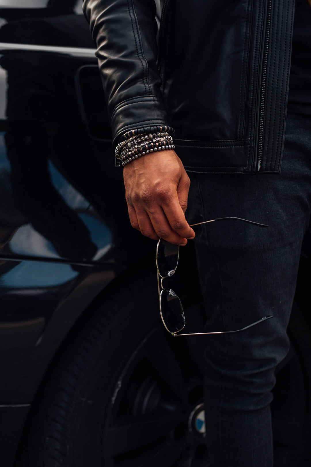 Dressing with Distinction: The Art of Fashionable Men's Attire