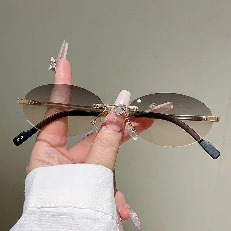 Malibu Kiss Gradient Sunglasses