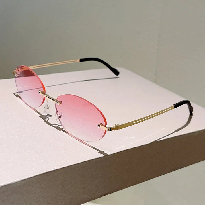Malibu Kiss Gradient Sunglasses